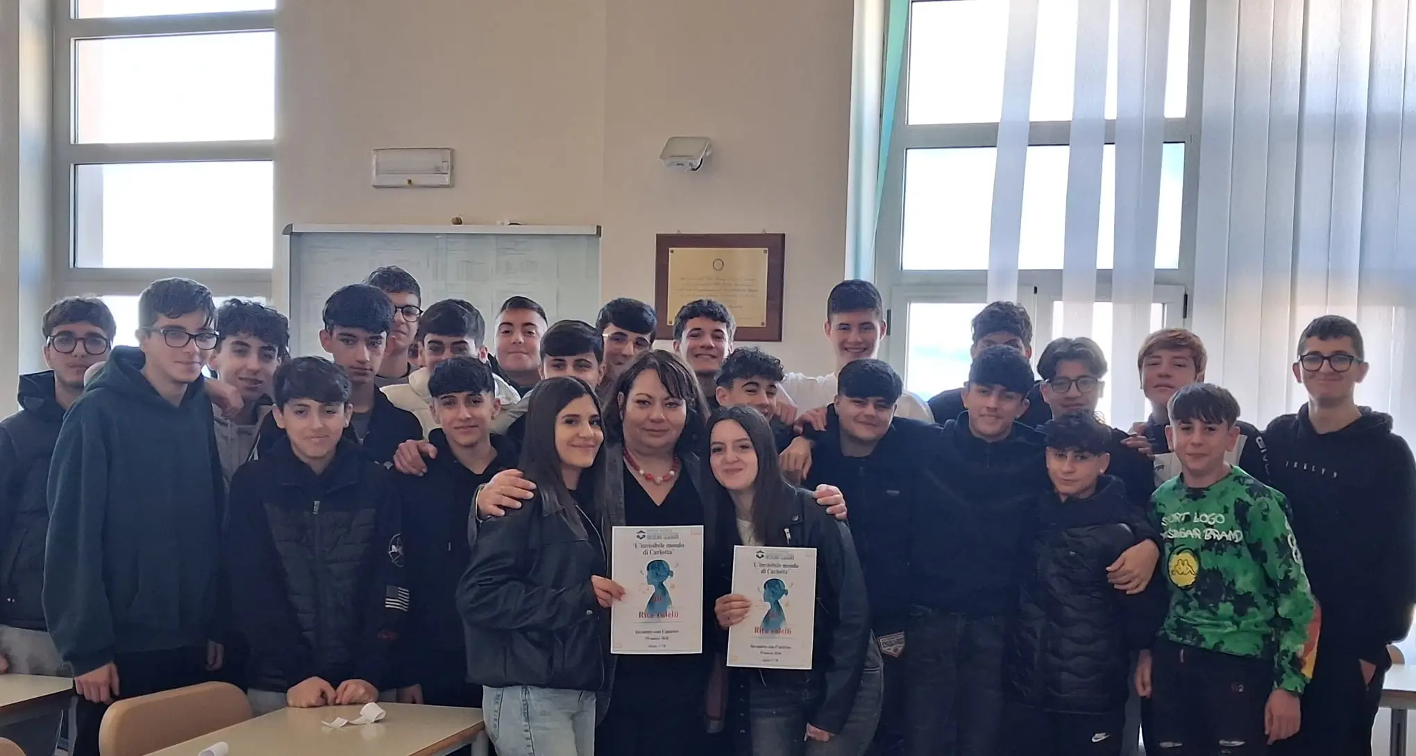 Legalità e consapevolezza: all’Istituto\u00A0Scalfaro di Catanzaro\u00A0presentato il libro “L’invisibile mondo di Carlotta”\n