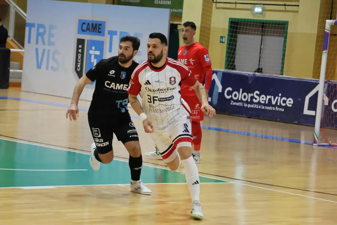 Nello scontro salvezza Treviso supera 4-2 la Pirossigeno Cosenza: Arrieta illude, poi la rimonta\n