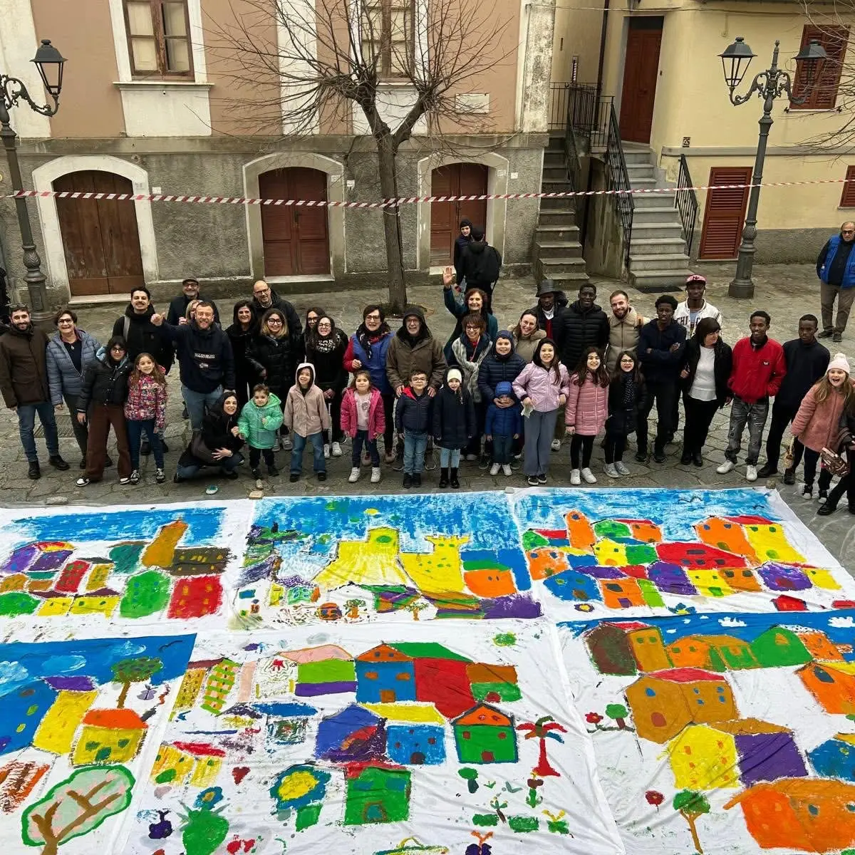 Sant’Andrea Apostolo dello Ionio si colora con il\u00A0laboratorio di\u00A0Roberto Giglio\u00A0alle Giornate FAI di primavera. Oggi altre attività\n