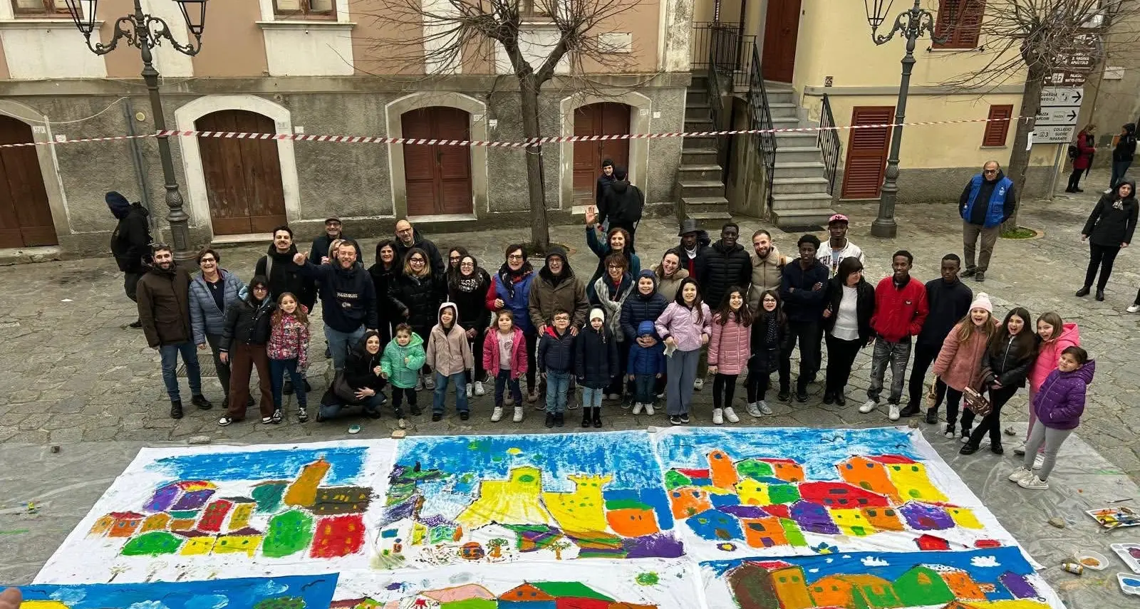 Sant’Andrea Apostolo dello Ionio si colora con il\u00A0laboratorio di\u00A0Roberto Giglio\u00A0alle Giornate FAI di primavera. Oggi altre attività\n