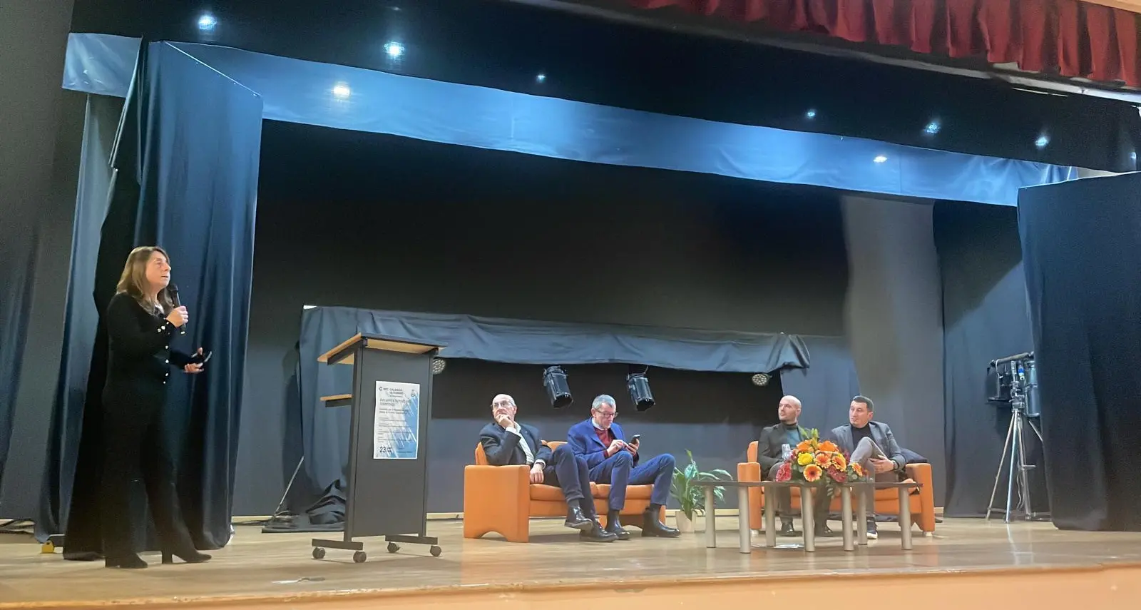 Filadelfia riapre la partita del credito di prossimità: incontro con la Bcc per portare in paese uno sportello bancario\n