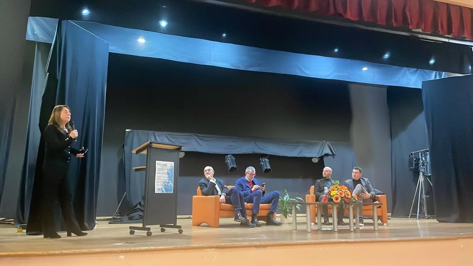 Filadelfia riapre la partita del credito di prossimità: incontro con la Bcc per portare in paese uno sportello bancario\n