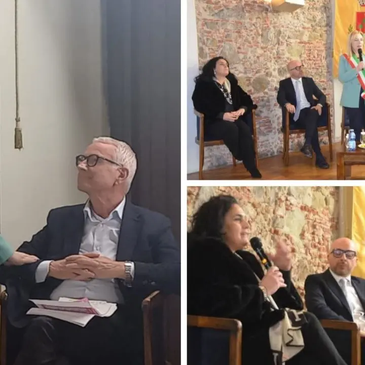 Gioia Tauro ricorda le vittime delle mafie, il sindaco, Scarcella: «Uccidere innocenti, è questo l’onore?»\n