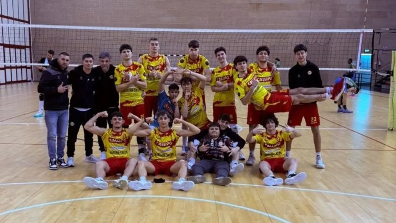 Tonno Callipo, nona vittoria di fila e vetta raggiunta: Palermo ko, Lanci predica equilibrio e guarda ai play-off\n