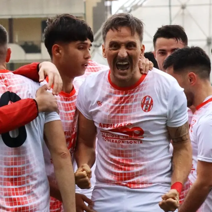 Promozione B: colpo grosso del Gioiosa Ionica, che vola in vetta. Giovinazzo: «Tappa decisiva, ora lo sprint finale»\n