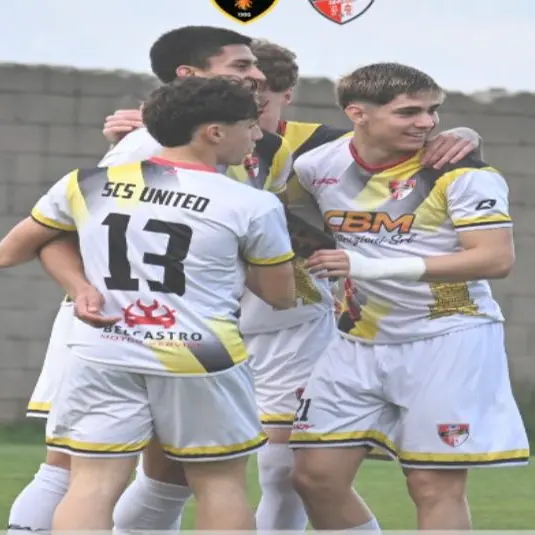 Colpaccio Soverato: tre punti pesanti contro la capolista Deliese.\u00A0Lomonaco: «Partita dominata, l’avevamo preparata bene»\n