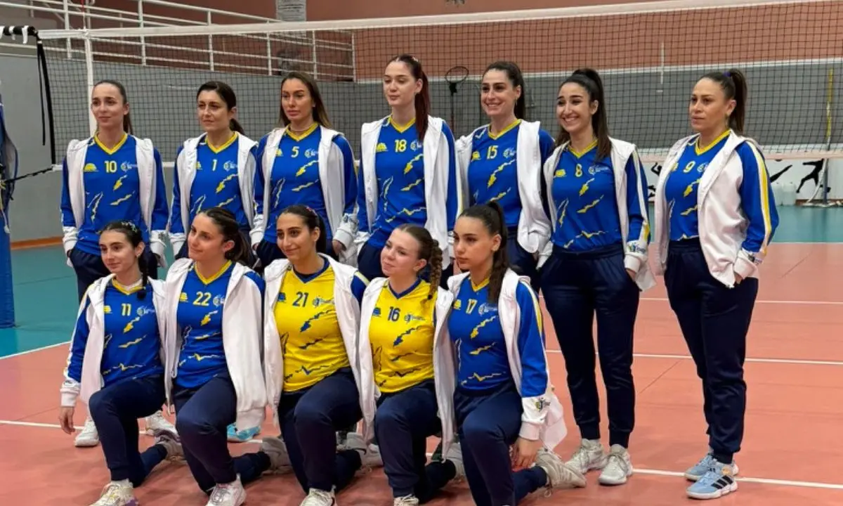 Pallavolo Rossano, prova di forza a Siderno: 3-0 e quarti più vicini\n