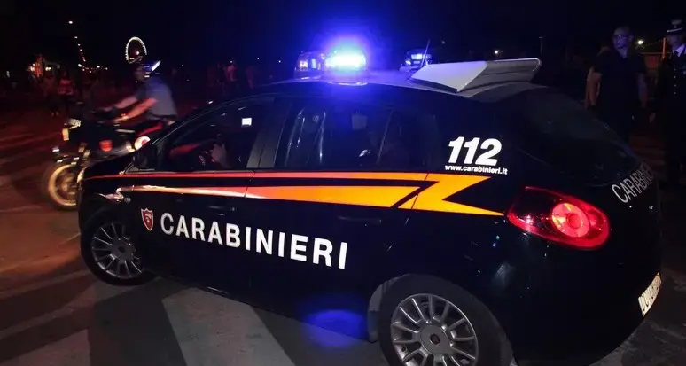 Tragico incidente a Napoli, un’auto travolge e uccide due donne\n