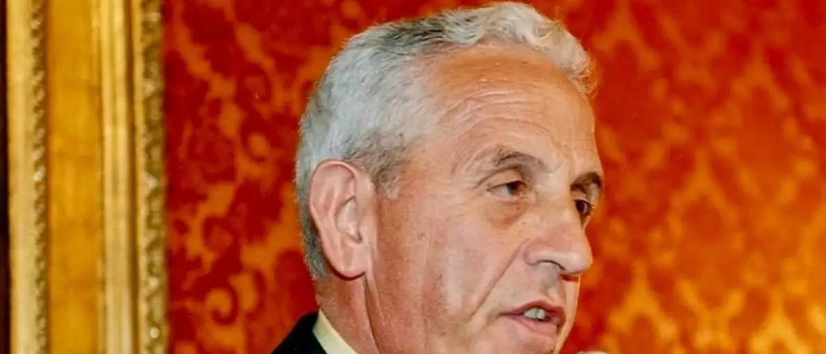 Rende piange Alessandro Sicilia, poeta del borgo e custode della memoria\n