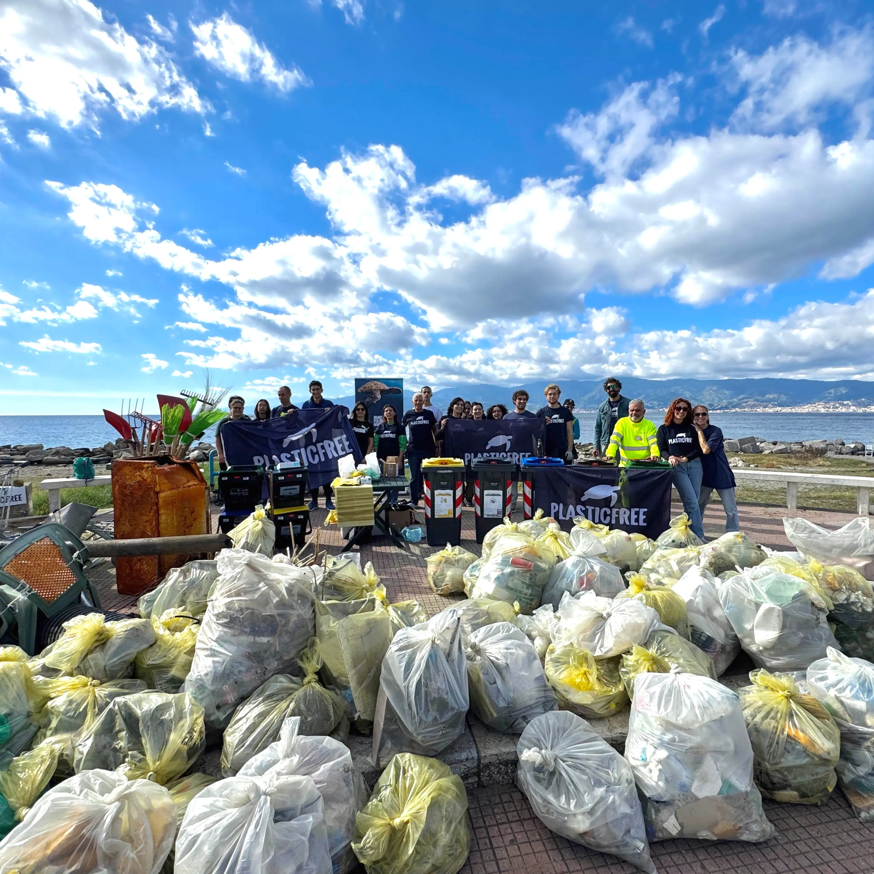 Il 28 marzo torna Plastic Free: volontari e associazioni insieme per ripulire la spiaggia di Catona\n