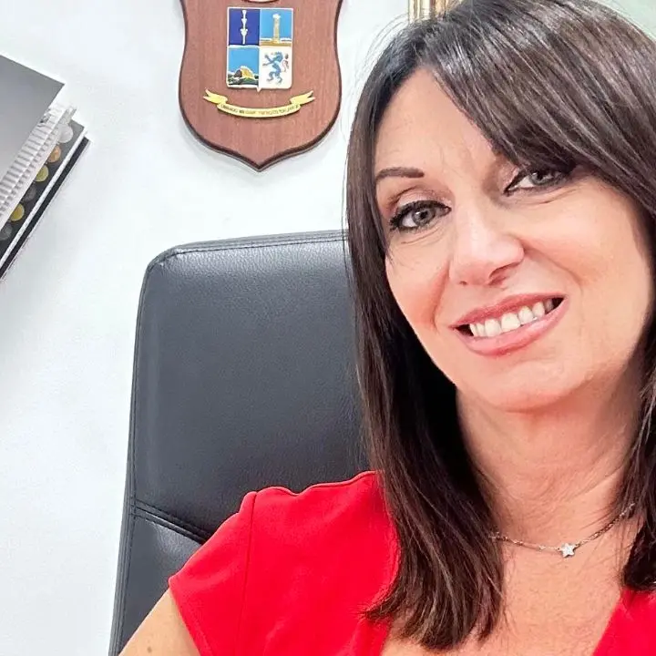 Crotone, si dimette l’assessore Rossella Pollinzi. Il sindaco: «Grazie per l’impegno e la dedizione»\n