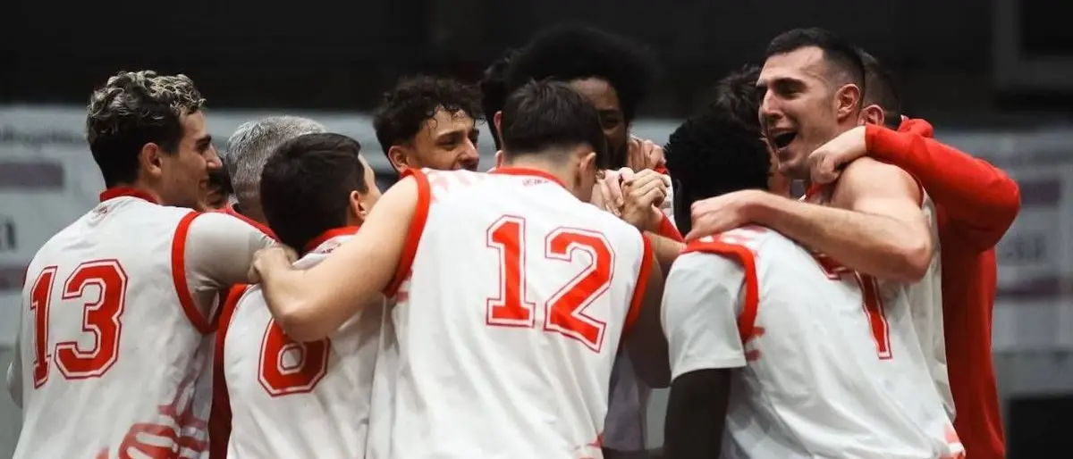 Bim Bum Rende sbanca Mola e lascia l’ultimo posto: la salvezza torna vicina\n