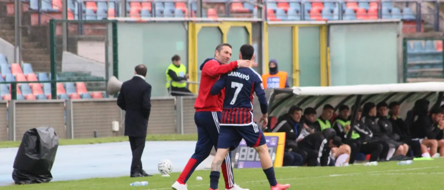 Cannavò, gol e spirito di sacrificio: il jolly di Buscè si prende il Cosenza\n