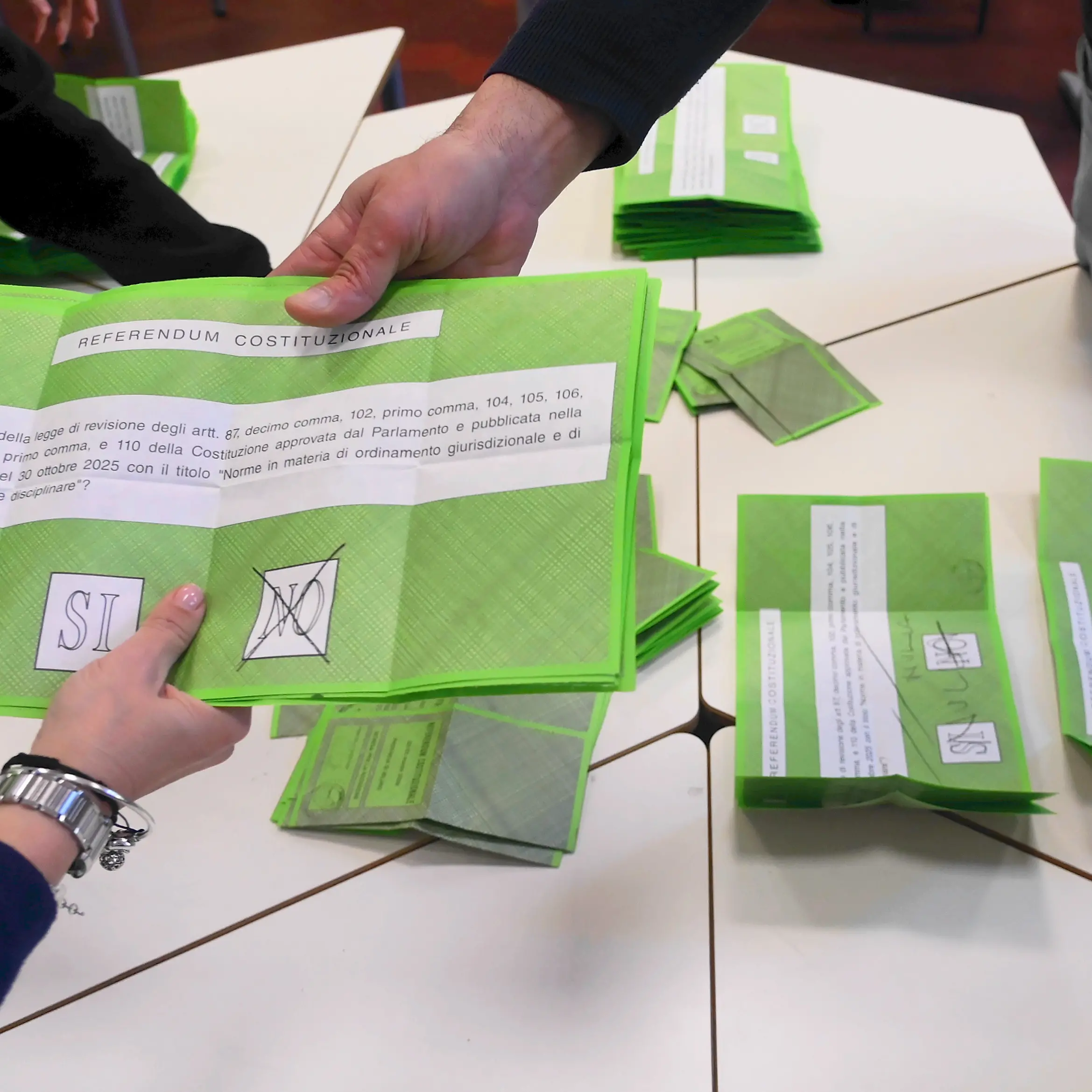 <p>Referendum giustizia, la Calabria boccia la riforma: il No quasi al 57% vince dappertutto tranne nel Reggino</p>