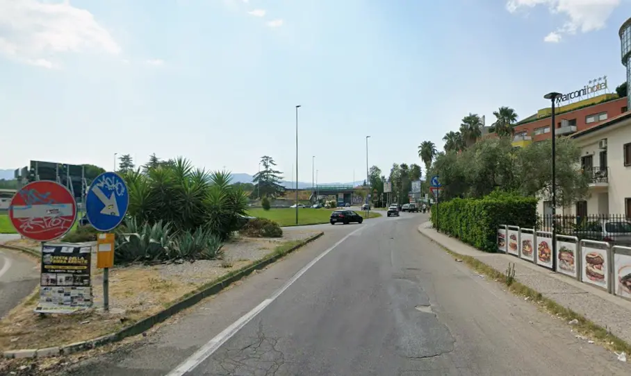 Rende, apre la nuova bretella A2–stazione di Quattromiglia: cambia la viabilità in via Marconi e via Maiorana\n