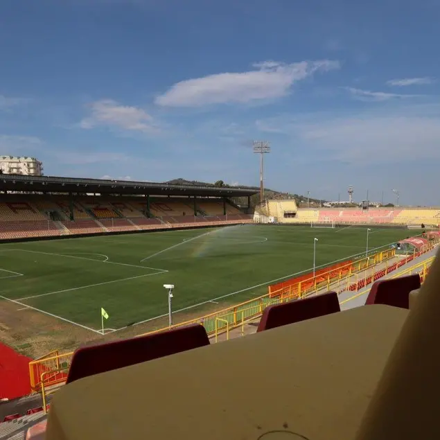 <p>Italia U19 in Calabria, gli Azzurrini al Ceravolo per volare all'Europeo. Battaglia: «Catanzaro, riempiamo lo stadio»</p>