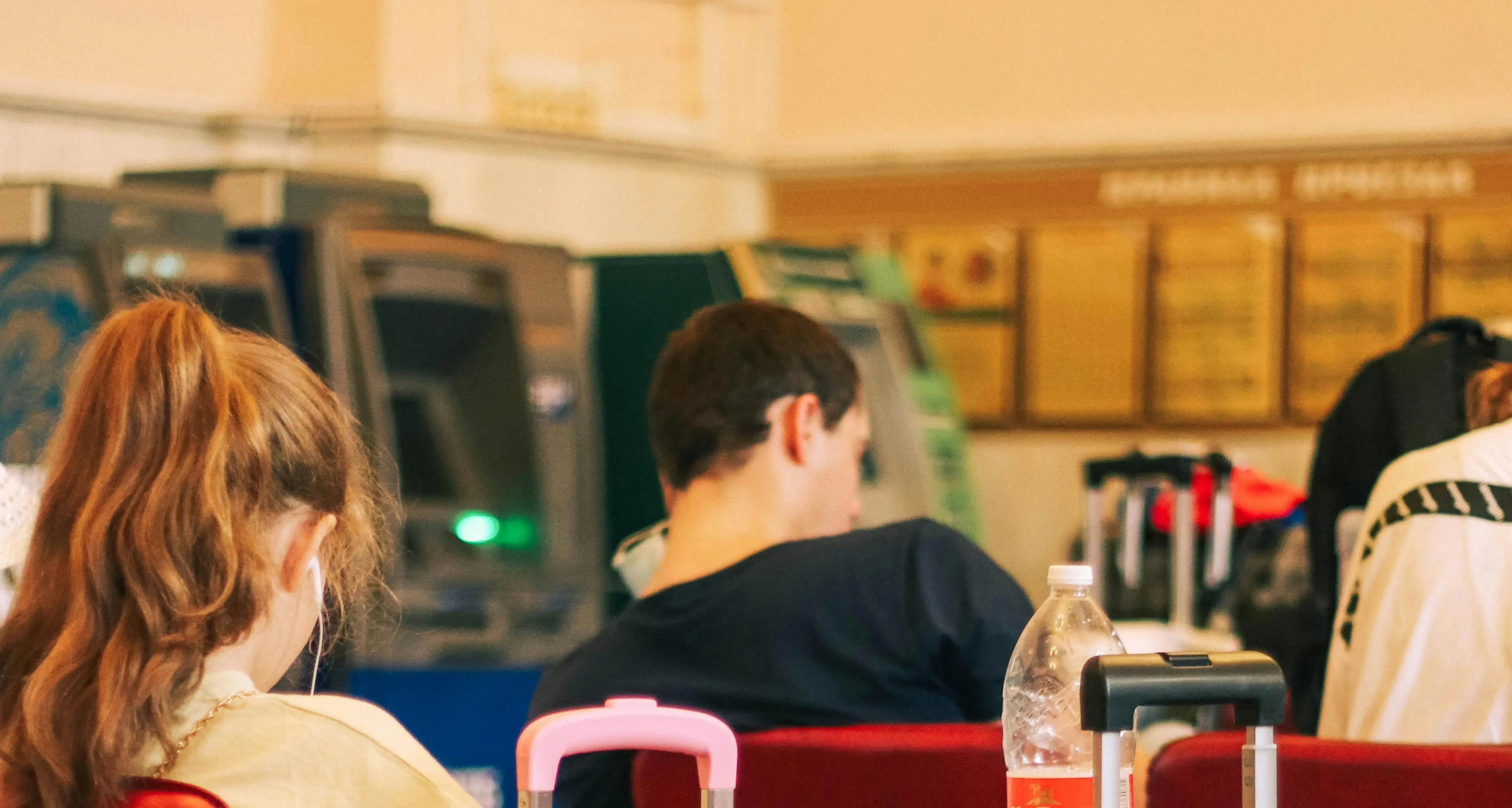 Quando tornare in Calabria per Pasqua diventa un lusso: voli fino a 500 euro, rincari anche su treni e bus\n