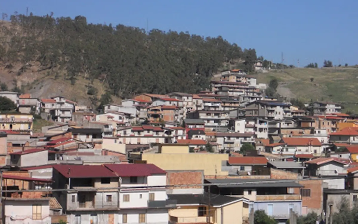 Platì, il sindaco Sarica: «Inaccettabile associare il voto alla criminalità»\n