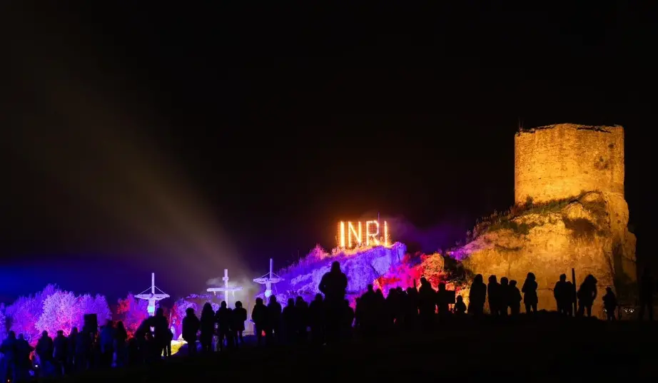 Fede e tradizioni, a Ricadi tutto pronto per la suggestiva Via Crucis vivente\n