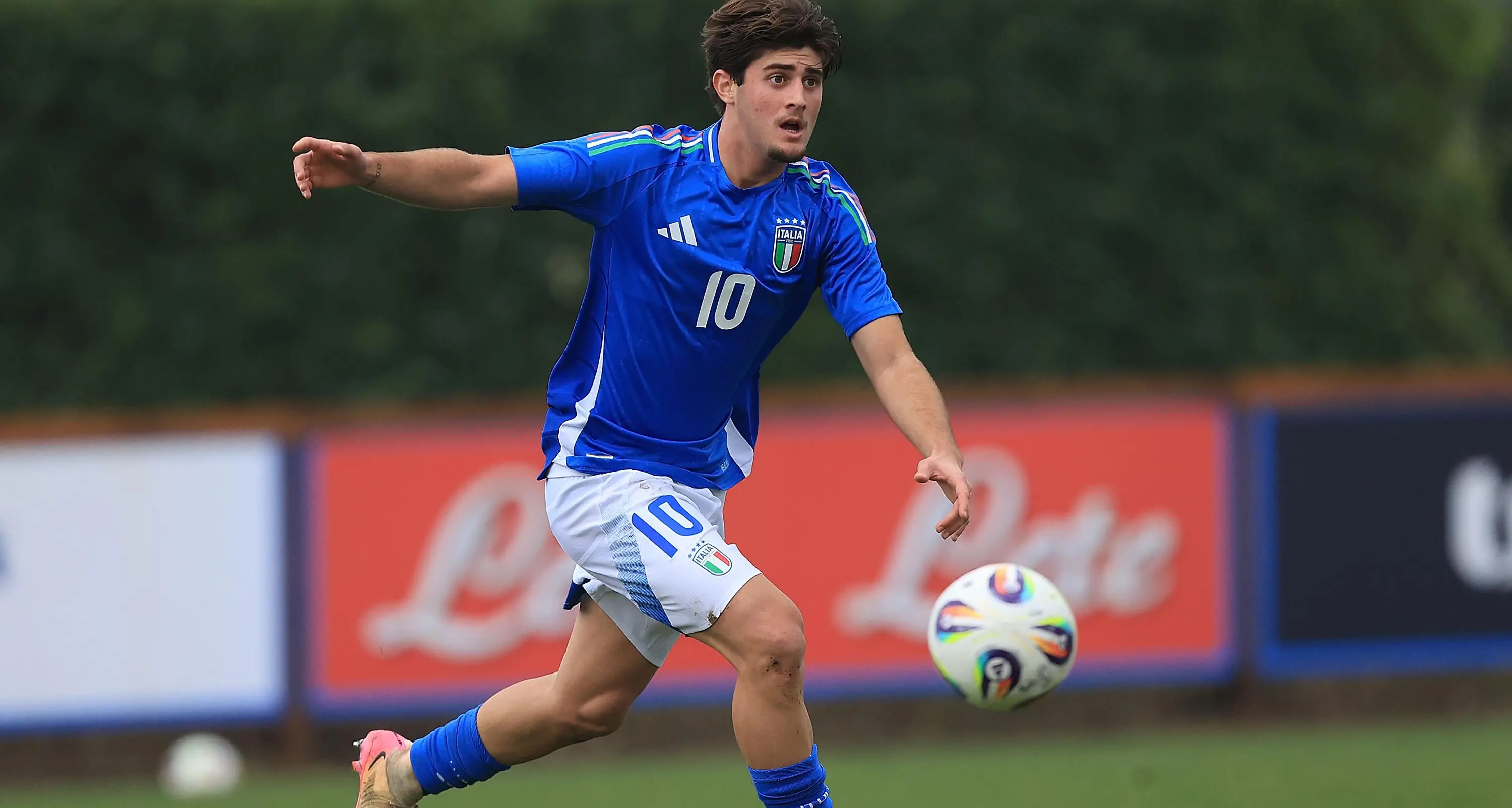 Italia U19 in Calabria, gli Azzurrini a caccia del\u00A0pass per gli Europei. Il Ct Bollini\u00A0«Il pubblico di Catanzaro e Cosenza saprà trascinarci»\n