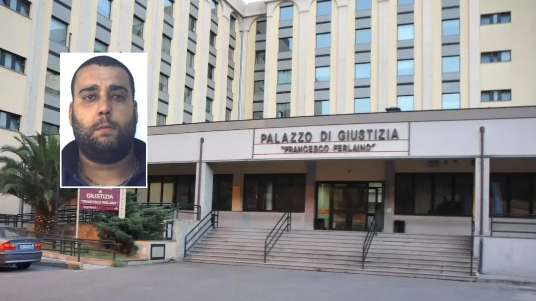 <p>Nel riquadro Onofrio Arcella</p>\\n