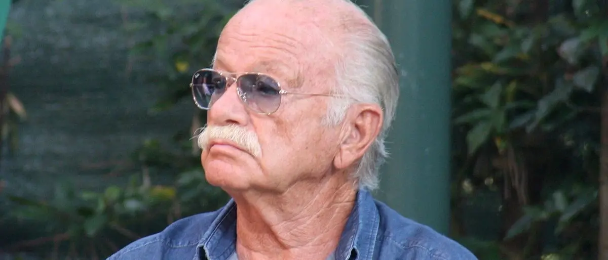 Addio a Gino Paoli, l’anima malinconica e il piccolo terremoto culturale con “Il cielo in una stanza”\n