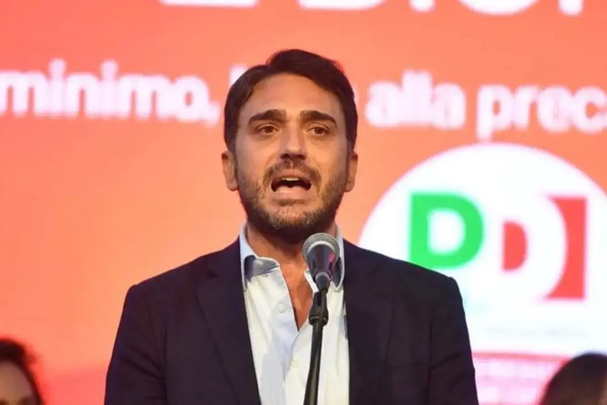 Ponte sullo Stretto, Irto: «Ciucci annuncia l'avvio dei lavori per l'estate. Speriamo non lo fermino chiodi, lucchetti e fantasmi»\n