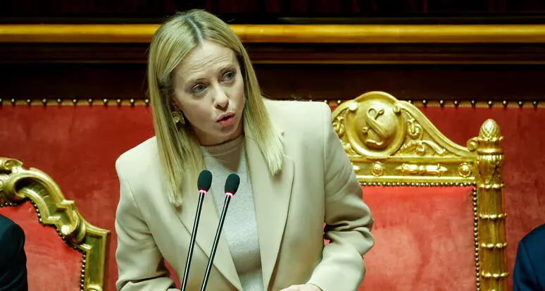 Meloni auspica le dimissioni della ministra Santanché:\u00A0«Segua la scelta di\u00A0Delmastro e Bartolozzi»\n