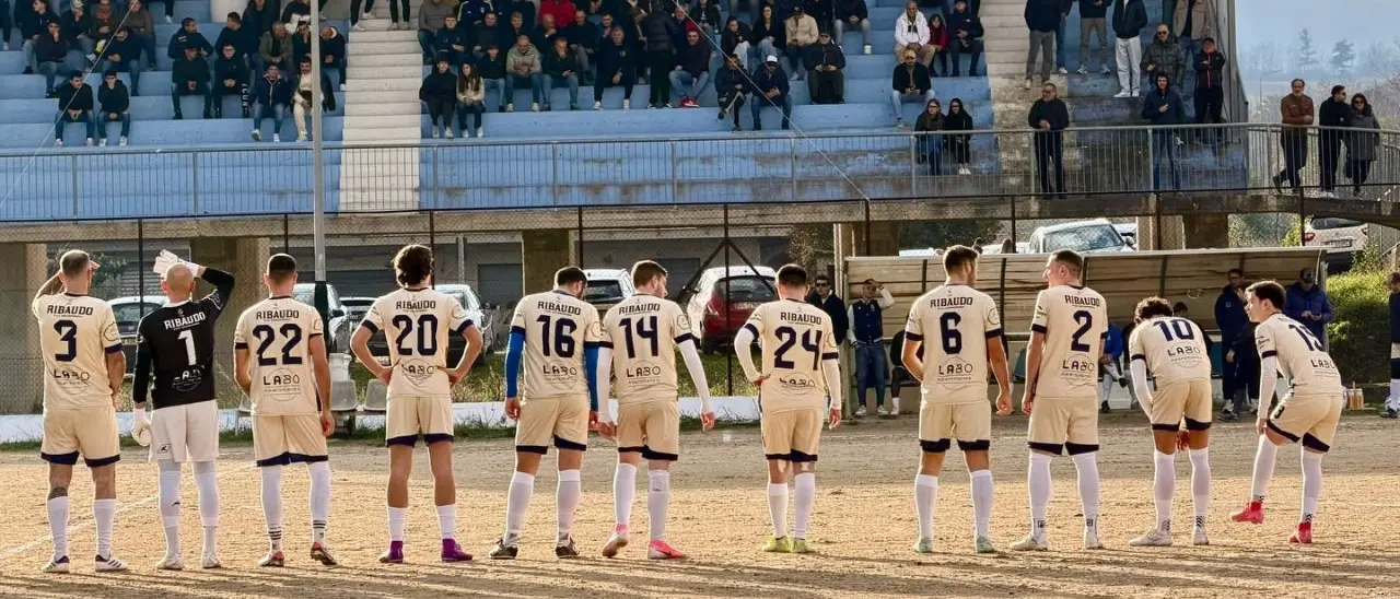 Dilettanti, estasi Tropea che vola\u00A0in\u00A0Prima categoria. Euticchio: «Il prossimo anno giocheremo finalmente nel nostro campo»\n