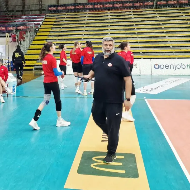 Pallavolo femminile, Tonno Callipo al top. Saja: «Ci godiamo il primo posto ma il campionato è ancora lungo»\n