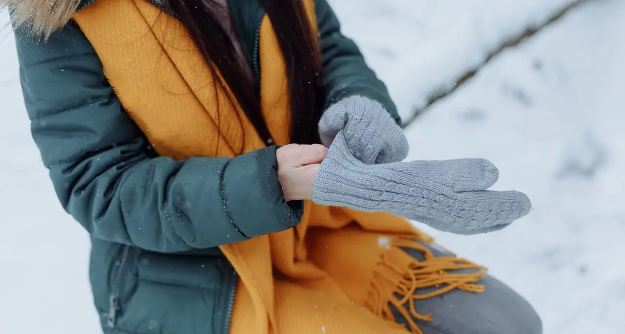 <p><span style=\"color:hsl(0, 75%, 60%);\">Ciclone artico</span> sulla Calabria: arrivano gelo, venti di tempesta e neve a bassa quota. Ecco quando: le previsioni</p>