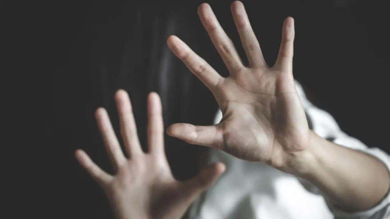 “Roberta non è stata l’ultima”: a Vibo Valentia un fronte comune contro la violenza sulle donne\n