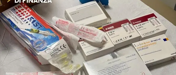 Interventi di medicina estetica senza autorizzazione e in locali non idonei, denunciato medico nel Cosentino\n