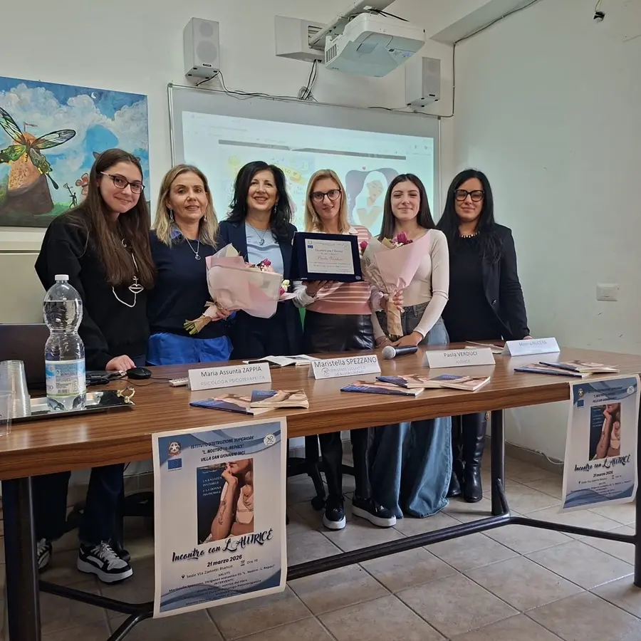 \"La ragazza invisibile e la donna invincibile\": a Villa il racconto di una storia di salvezza