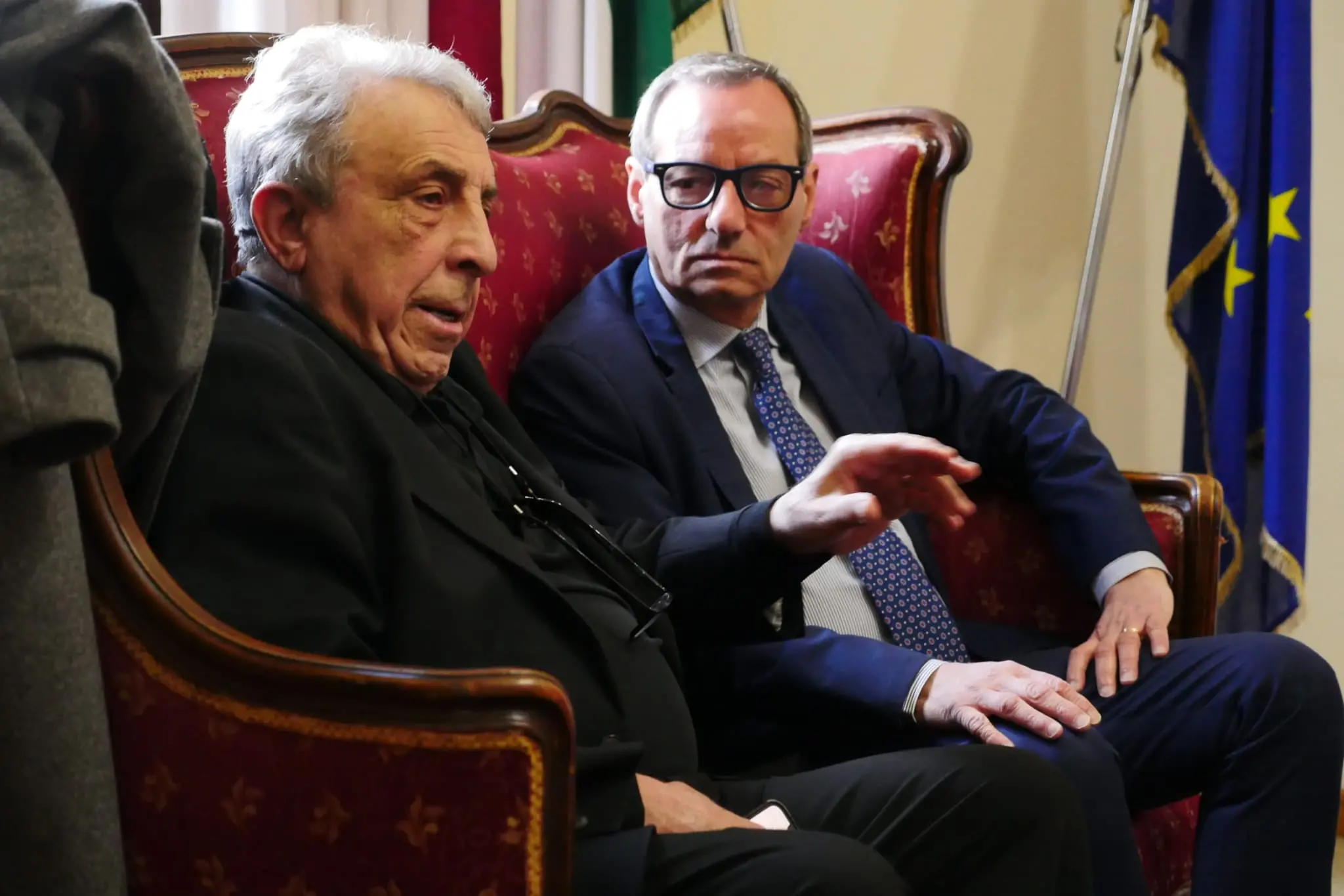 Visita a Palazzo San Giorgio del Console Onorario negli Usa Giuseppe Polimeni\n