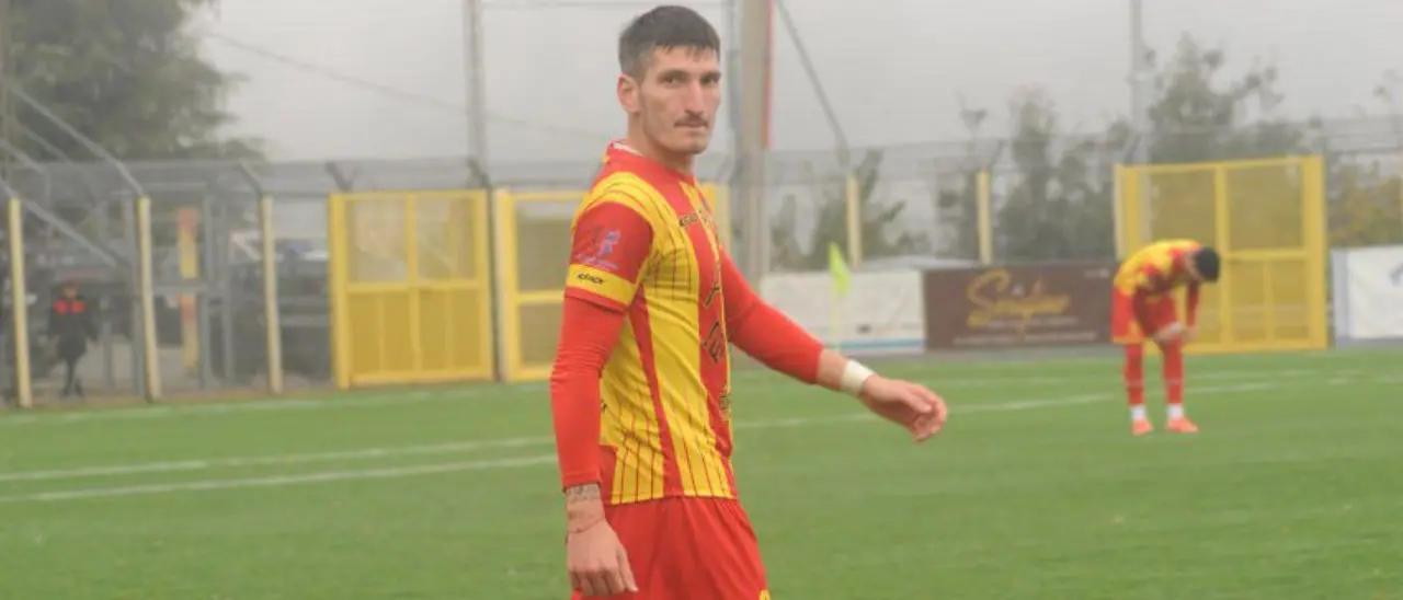 Promozione A, Sersale primo alla sosta di Pasqua. Comito: «A settembre avrei firmato subito»\n