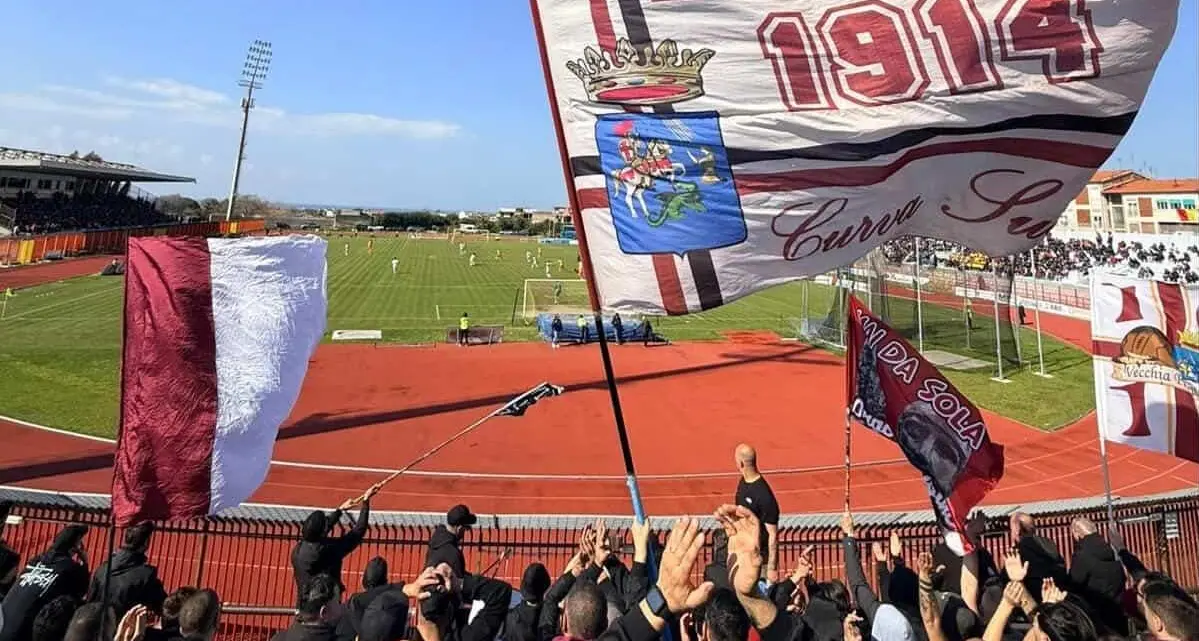 La Reggina si rialza e riapre i giochi: a Barcellona decidono Edera e Mungo\n