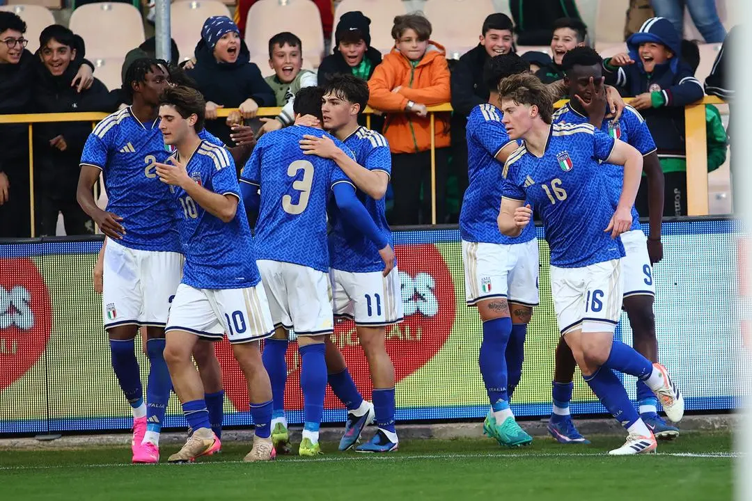 Italia U19 in Calabria, buona la prima: gli Azzurrini battono 3-0 l’Ungheria a Catanzaro\n
