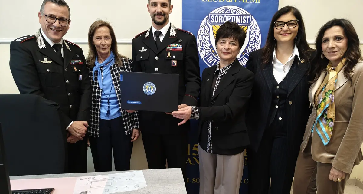 I carabinieri incontrano\u00A0il\u00A0Soroptimist International Club\u00A0di Palmi\n