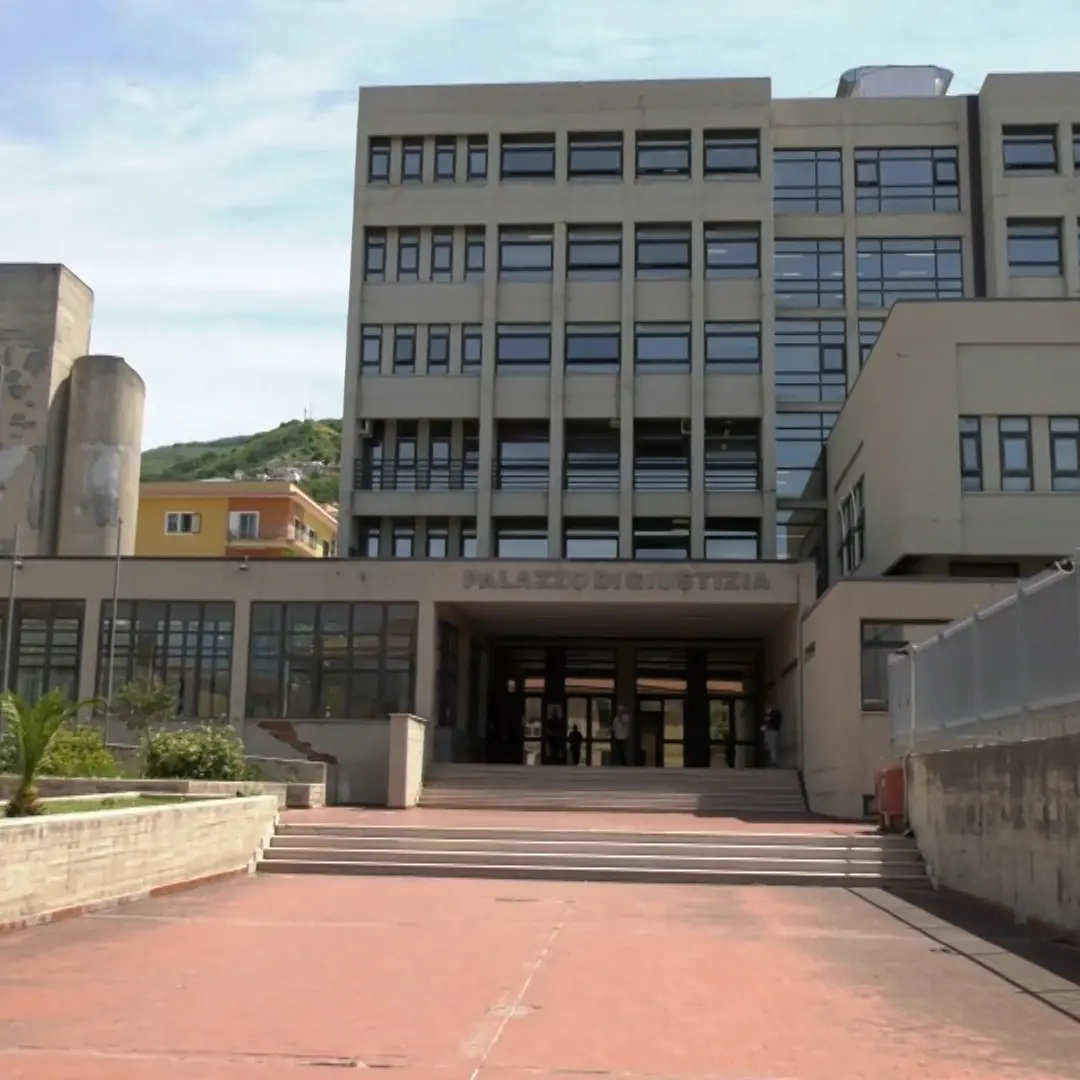 <p>Quindicenne morto a Paola, la Procura indaga anche sui social: sequestrati telefono e pc</p>