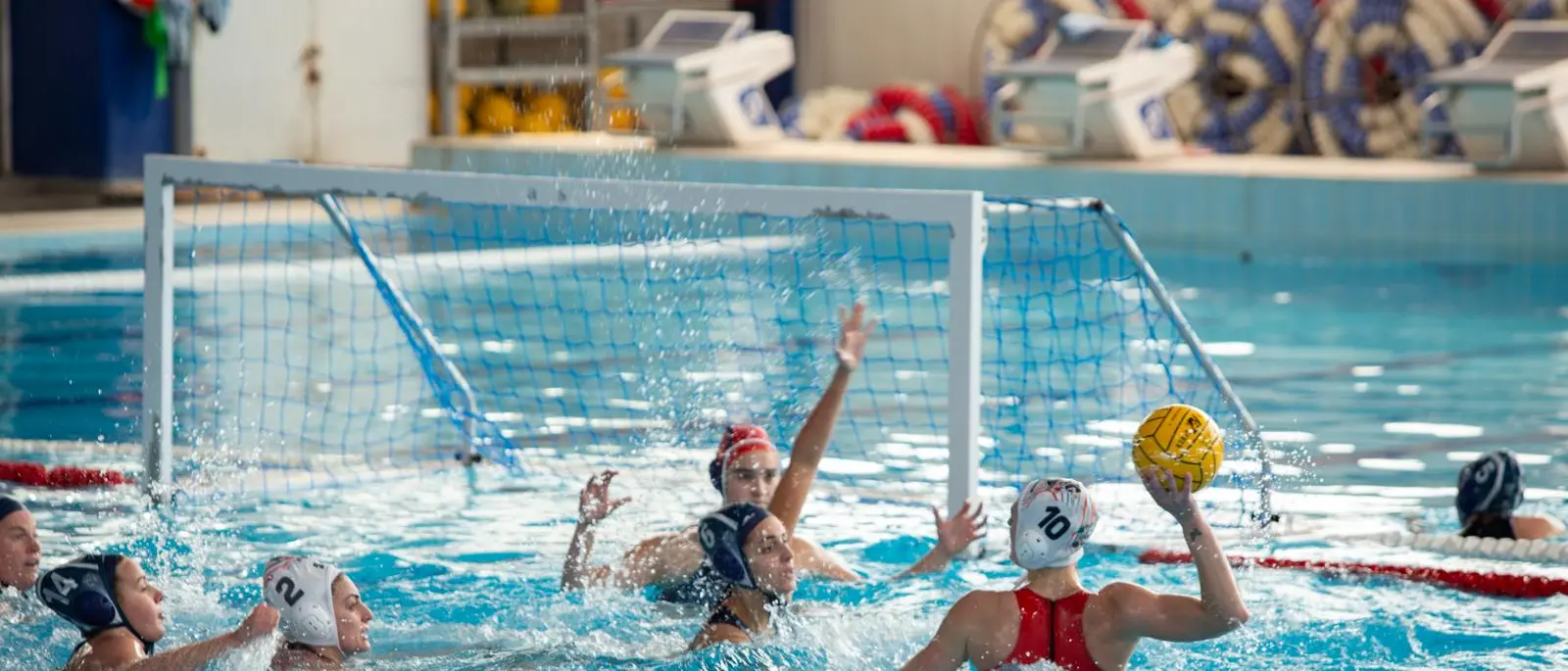 Smile Cosenza Pallanuoto, Rozic scatenata: prima vittoria nella Final Eight di Conference Cup\n