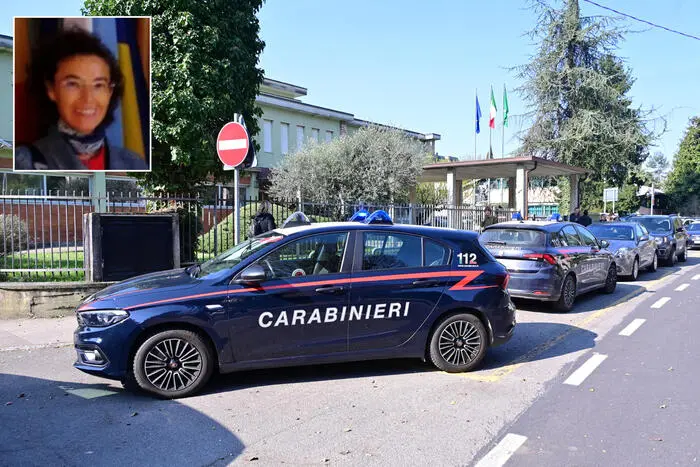 Insegnante\u00A0accoltellata a scuola nel Bergamasco, lo studente aggressore su Telegram: «Ucciderò la prof di Francese»\n