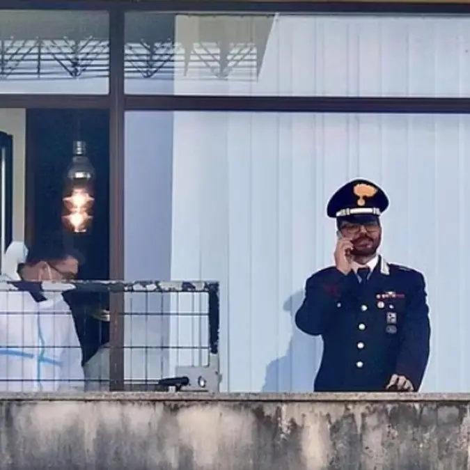 Partorì e annegò la figlia nel water: condannata a 16 anni\n