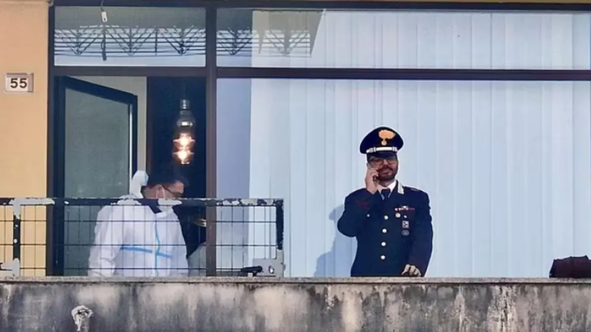 Partorì e annegò la figlia nel water: condannata a 16 anni\n