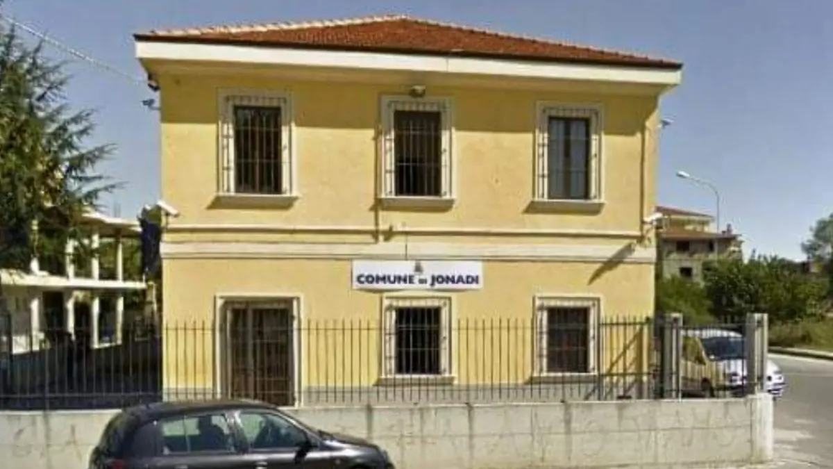 “Donne che restano e costruiscono”, a Jonadi un incontro per sostenere le imprese femminili:\u00A0«Valorizziamo tutte le opportunità»\n