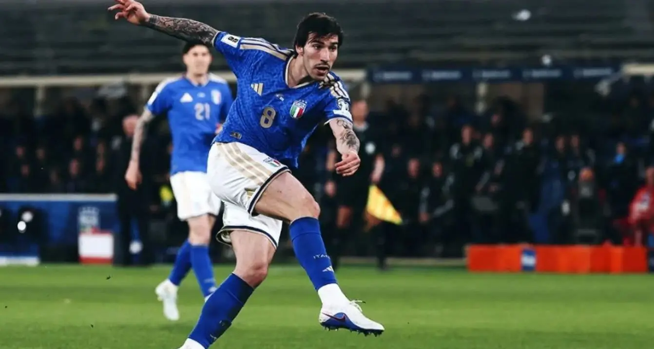 L’Italia di Gattuso avanti nei playoff Mondiali,\u00A02-0 all’Irlanda del Nord:\u00A0Tonali e Kean nella ripresa dopo un primo tempo sudato\n