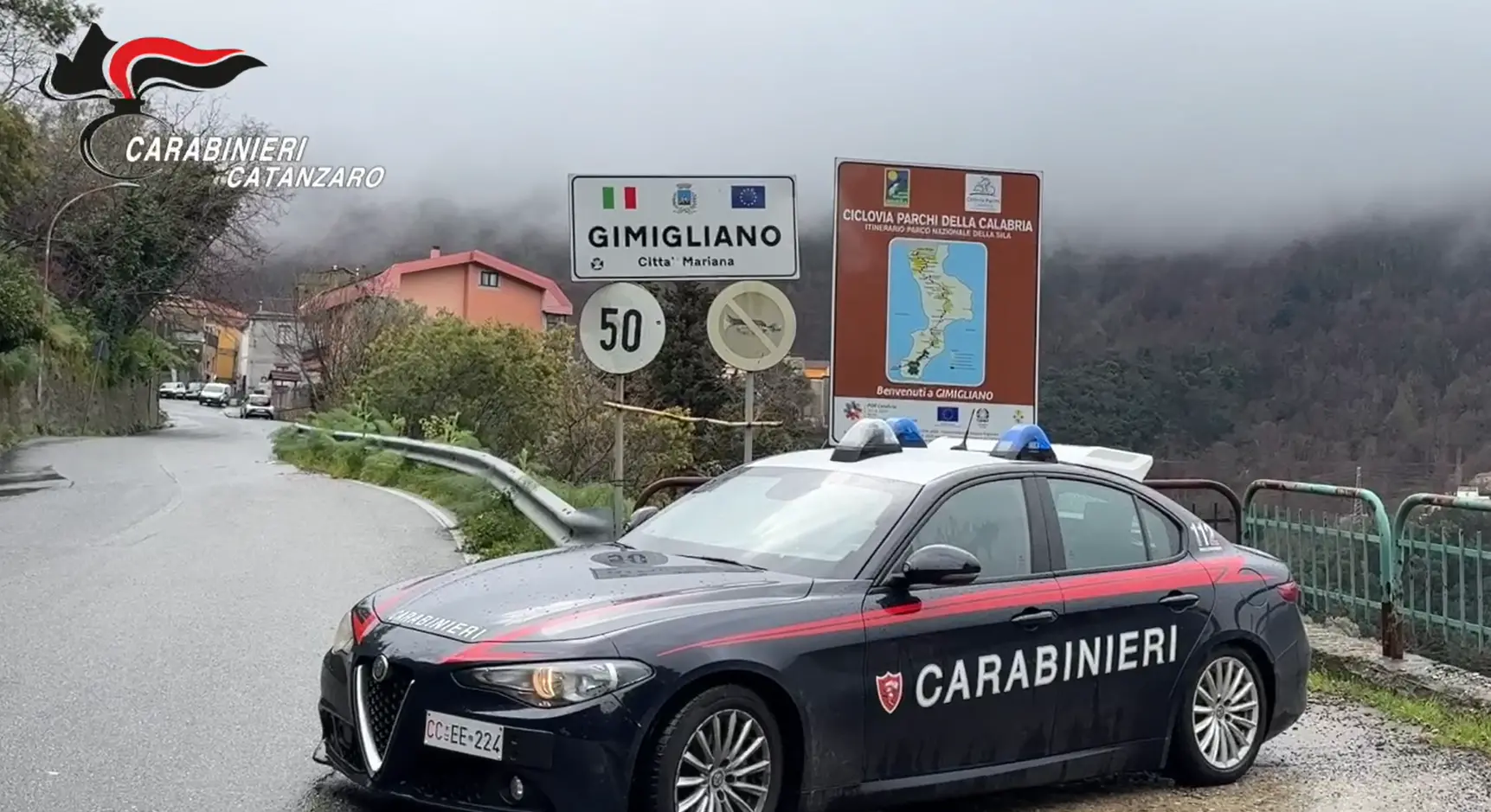 Tentata estorsione per mantenere i detenuti del clan, tre arresti. Le indagini partite dalla denuncia di due imprenditori\n