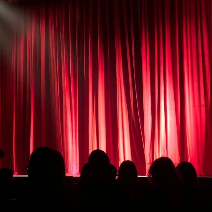 Giornata internazionale del Teatro, Guido Leone:\u00A0«L’auspicio è che i teatri della nostra regione funzionino a pieno regime»\n