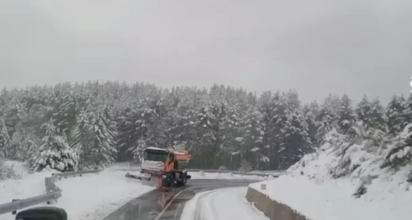 Maltempo in Calabria, neve e vento: Anas attiva i protocolli previsti dal Piano Neve\n