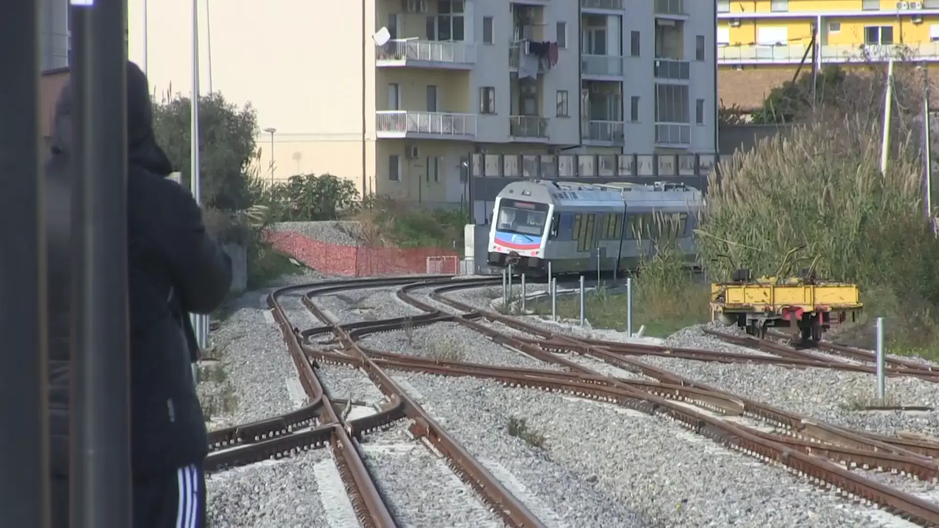 Metropolitana, lavori conclusi entro giugno. Ma non ci sono i fondi per l’illuminazione delle bretelle, ad oggi ancora chiuse